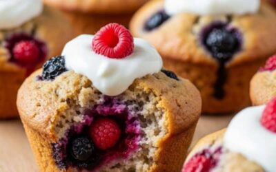 Мъфини с кисело мляко PRO biotic и горски плодове